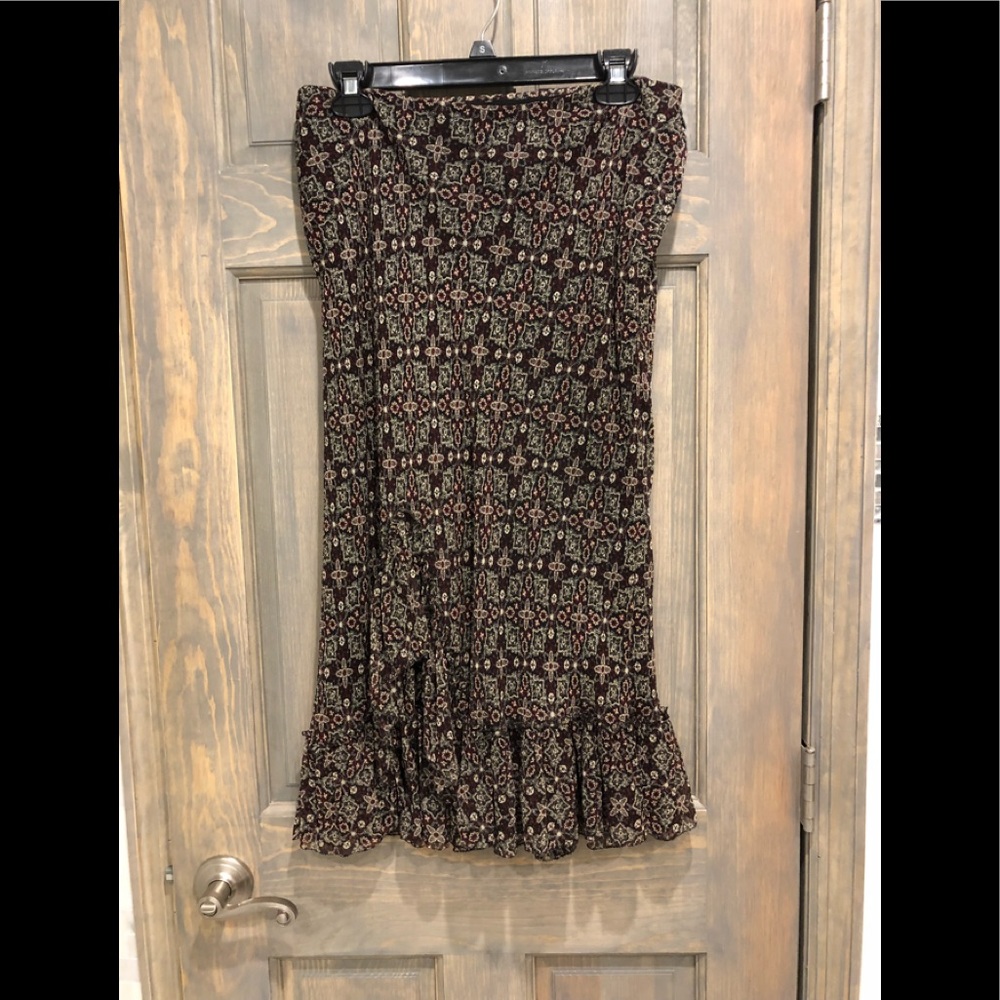 DKNY Skirt with Ruffled Hemline